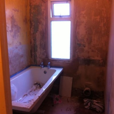 Bathroom picture before tiling3