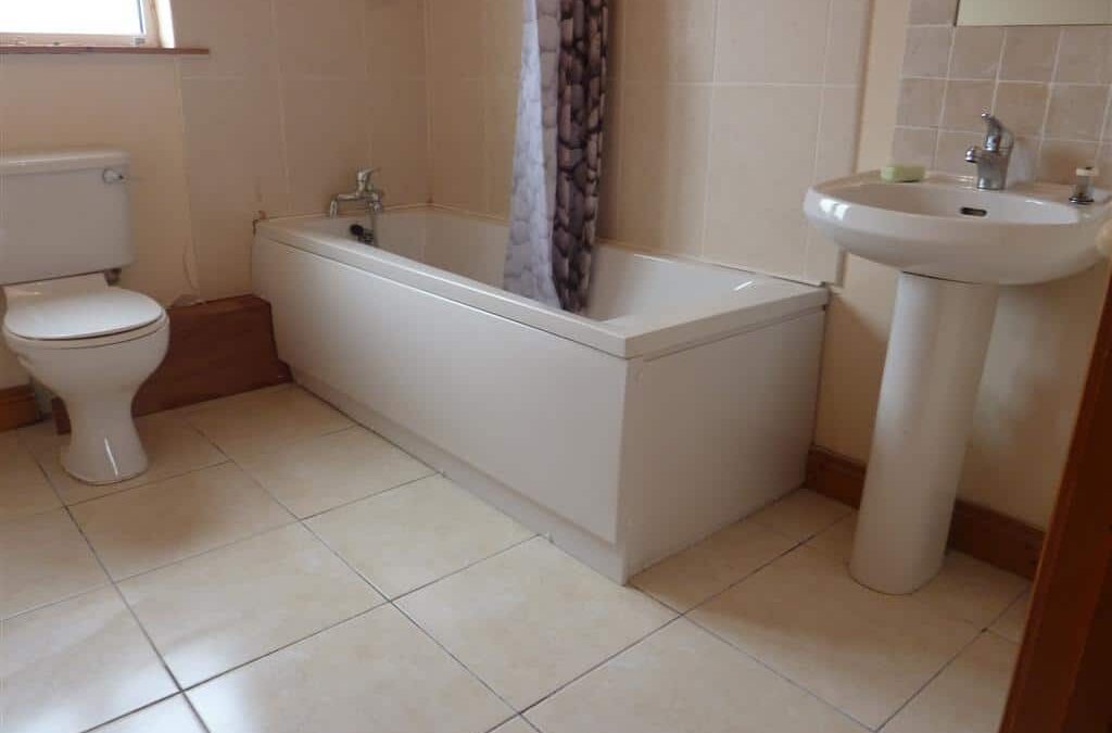 Fitting a new Bathroom Floor & Suite